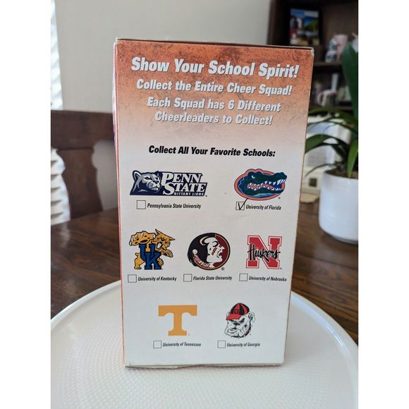 2002 Best Pals Florida Cheerleaders doll - Picture 3 of 9